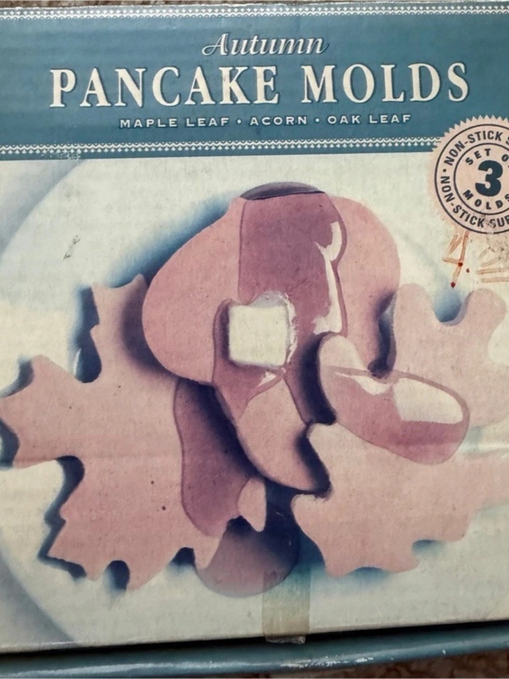 Vintage new Autumn Pancake Molds Maple Leaf & Acorn fall autumn acorn oak